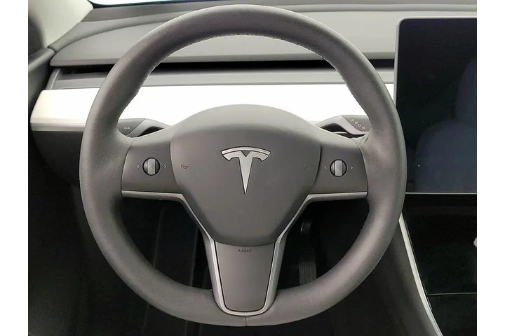 $26998 : Tesla Model Y 2021 AWD Long image 10
