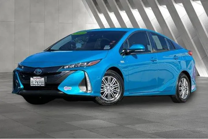 $22900 : Toyota Prius Prime 2019 Prem image 2