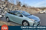 PRE-OWNED 2017 TOYOTA PRIUS T