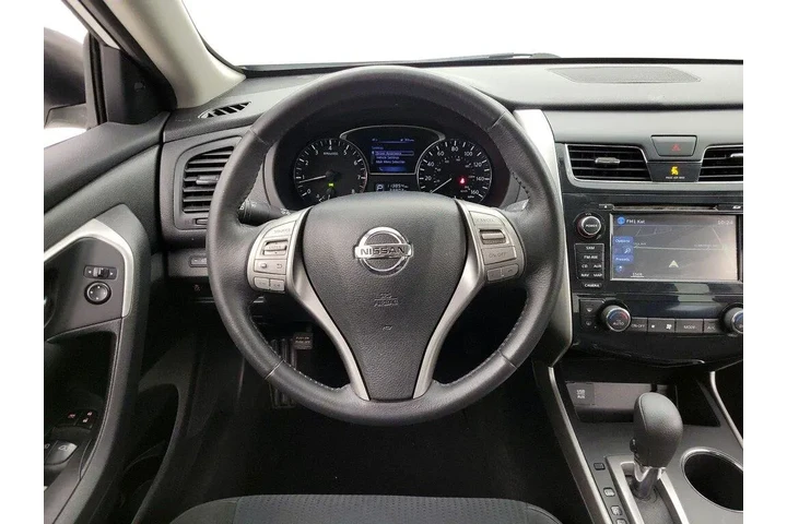 $11998 : Nissan Altima 2015 2.5 SV 4d image 10