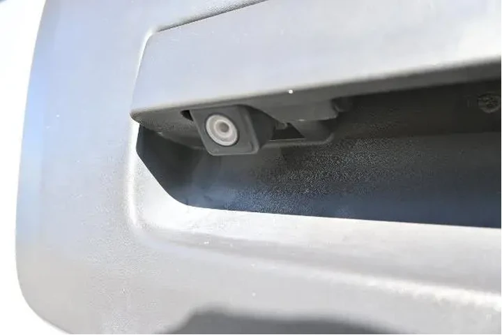 $10988 : Nissan Frontier 2016 4x2 S 4 image 4