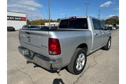 $13980 : 2016 RAM 1500 4WD Crew Cab 14 thumbnail