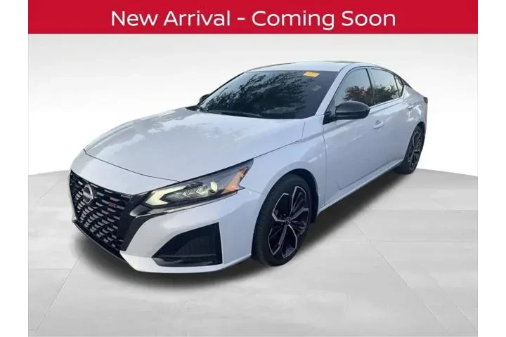 $24687 : Nissan Altima 2025 2.5 SR 4d image 1