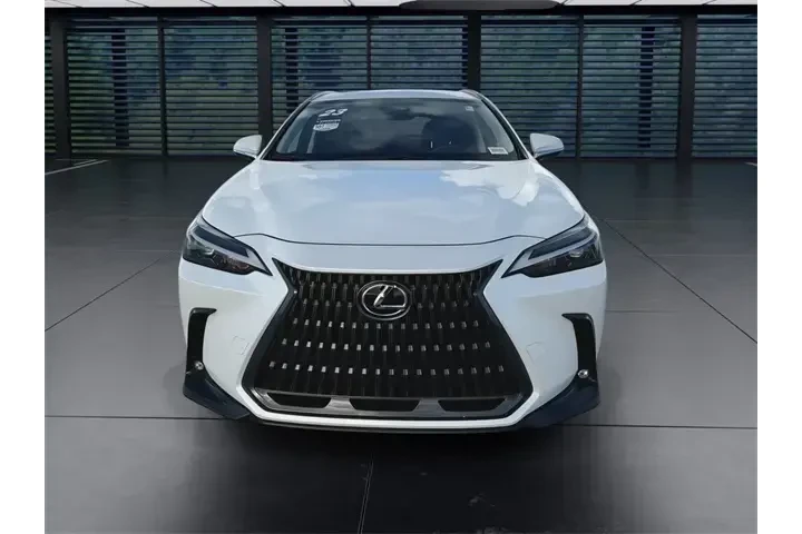 $34588 : Lexus NX 250 2023 4dr Crosso image 3