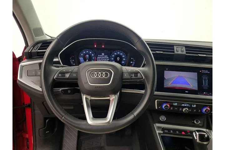 $23998 : Audi Q3 2020 AWD quattro S l image 10