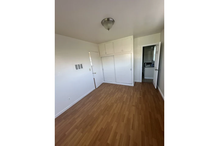 $1975 : APARTAMENTO EN LOS ANGELES image 1