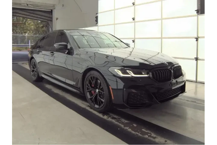 $35990 : BMW 5 Series 2023 530i 4dr S image 4