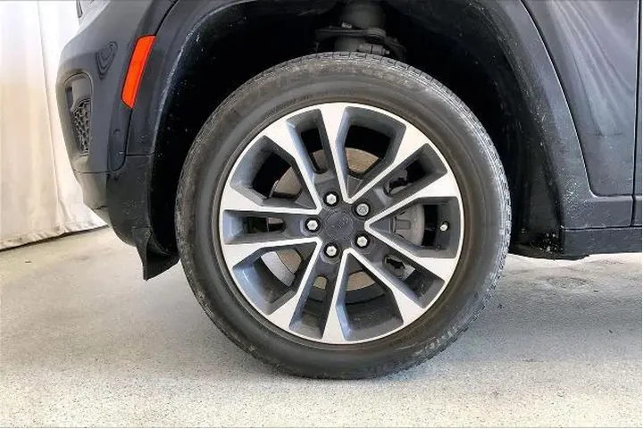 $34991 : Jeep Grand Cherokee L 2022 4 image 5