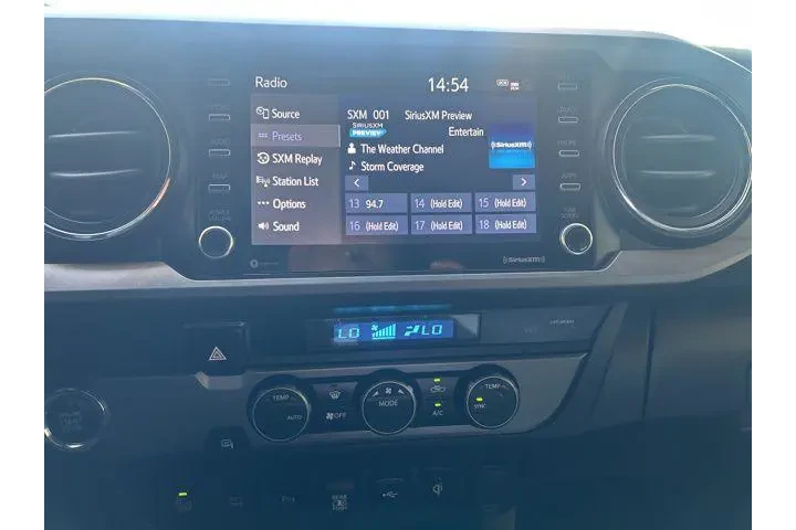 $29990 : Toyota Tacoma 2022 4x2 TRD O image 10