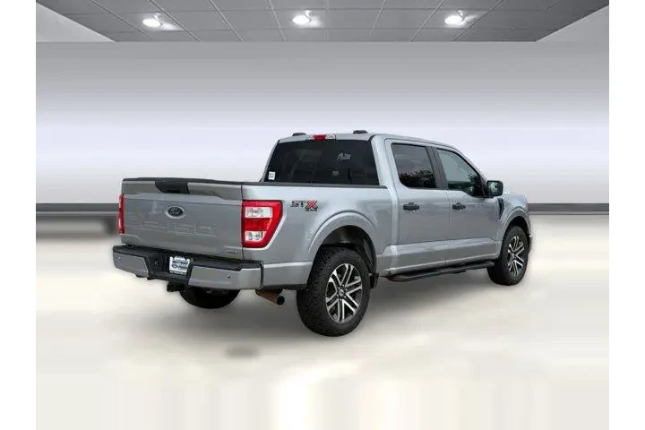 $32496 : Ford F-150 2023 4x4 XL 4dr S image 9