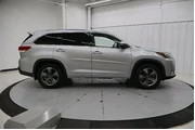 $26995 : Toyota Highlander 2019 AWD L thumbnail