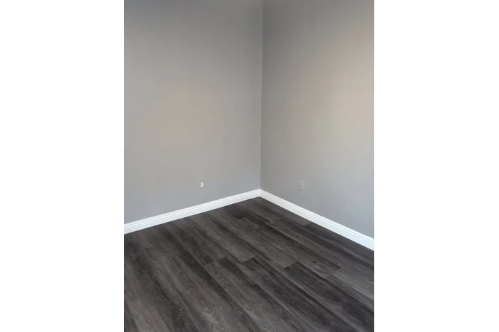 $750 : Cuarto en renta image 3