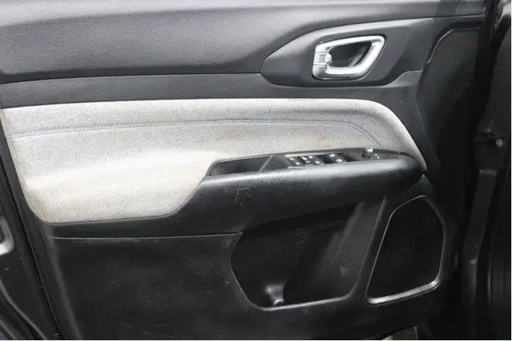 $17989 : Jeep Compass 2022 4x4 Latitu image 5