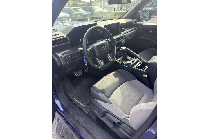 $37900 : Toyota Tacoma 2025 4x2 SR5 4 image 9