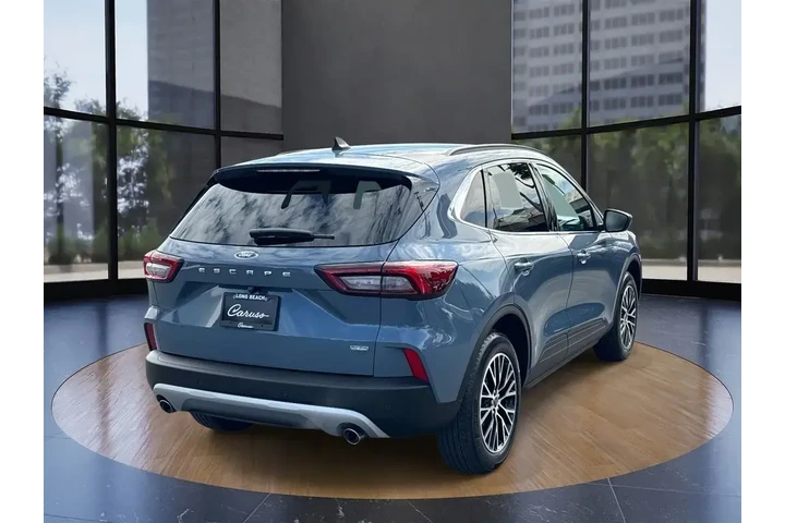 $38980 : Ford Escape Plug-In Hybrid 2 image 3