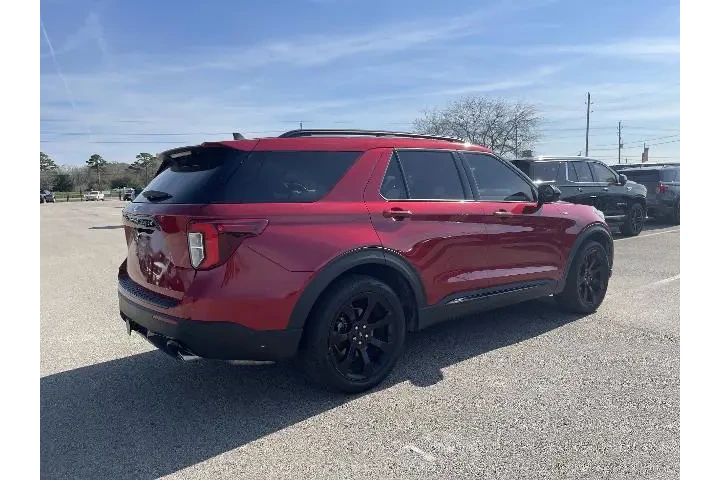 $28588 : Ford Explorer 2023 ST-Line 4 image 2