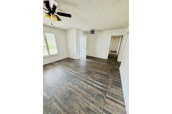 $2800 : Casa de renta en Hemet image 8