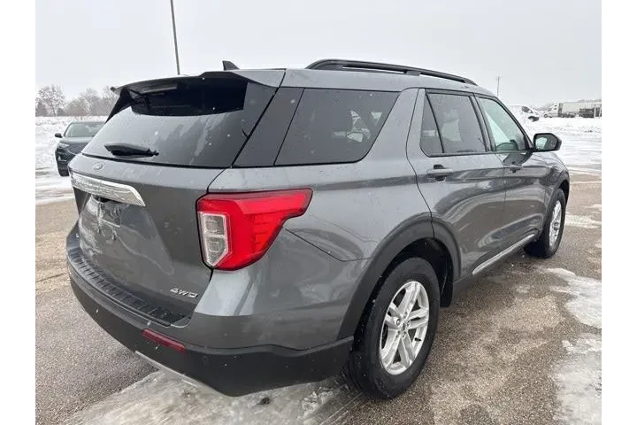 $29999 : Ford Explorer 2023 AWD XLT 4 image 5