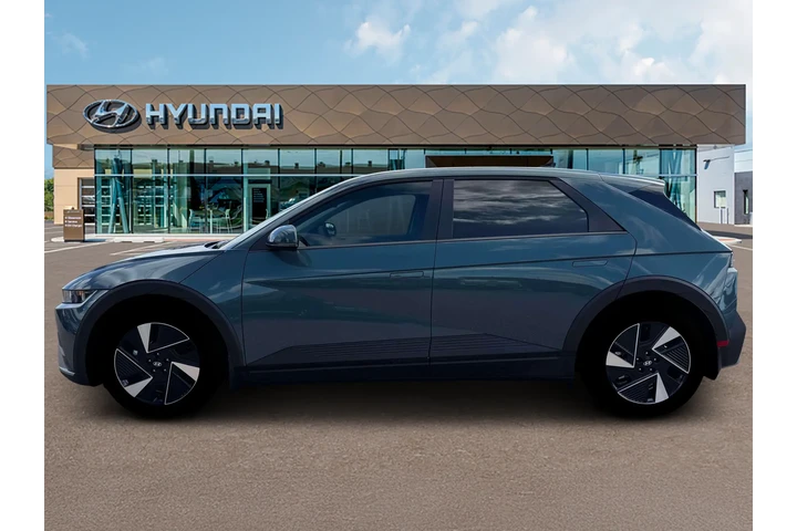 $35999 : Hyundai IONIQ 5 2026 SEL 4dr image 3