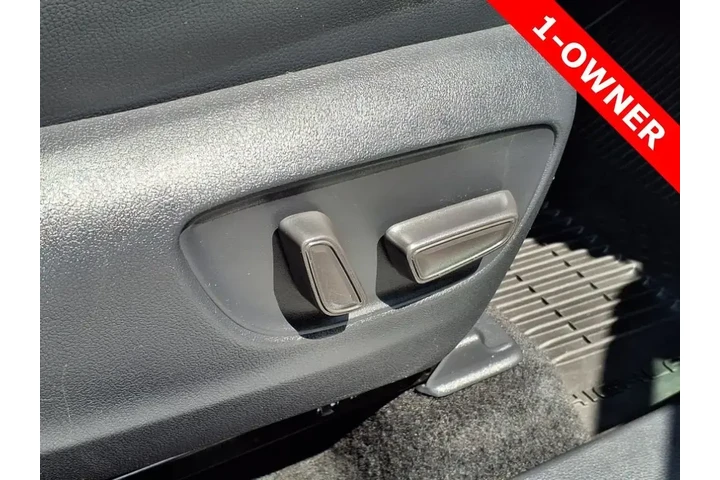 $30489 : Toyota Highlander 2022 AWD X image 6