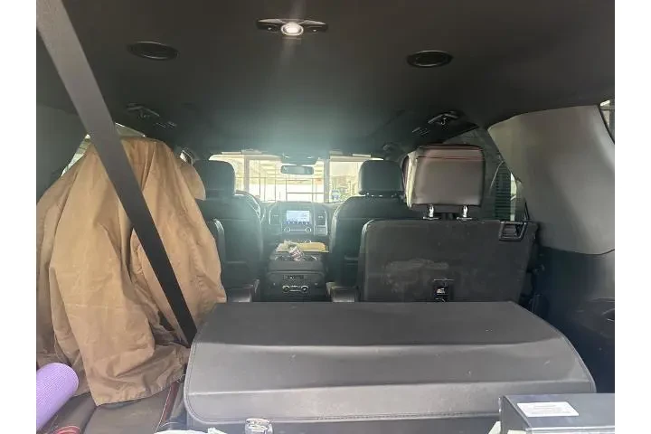 $31135 : Ford Expedition 2021 4x2 Lim image 3