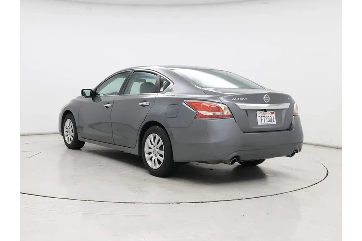 $12998 : Nissan Altima 2015 2.5 S 4dr image 2