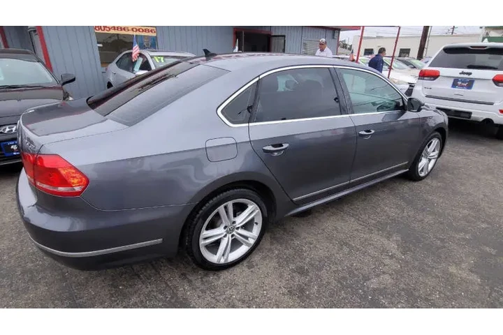 $8995 : 2014 Passat 1.8T SEL Premium image 4