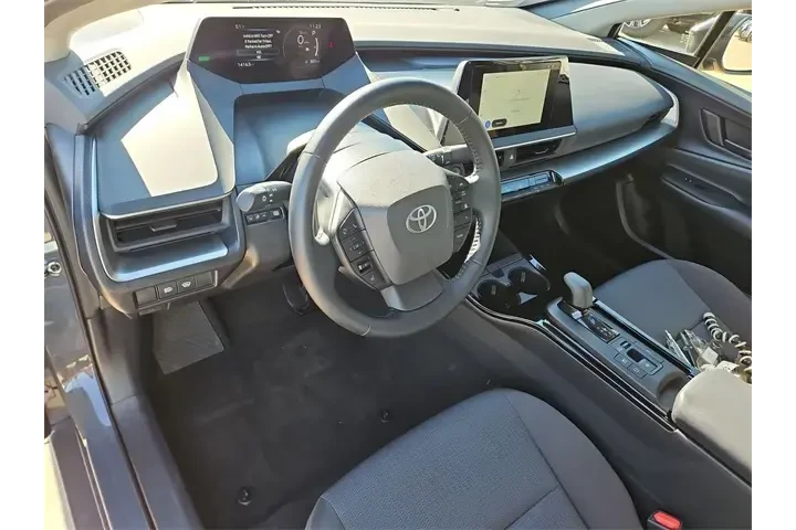$25987 : Toyota Prius 2025 LE 4dr Hat image 10