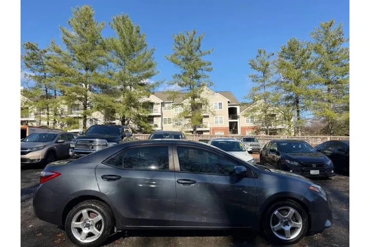 $9990 : 2015 Corolla L image 7