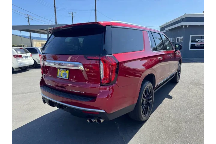 $41998 : 2021 GMC Yukon XL Denali image 6