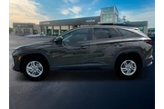 $27200 : Hyundai TUCSON 2025 AWD SE 4 thumbnail