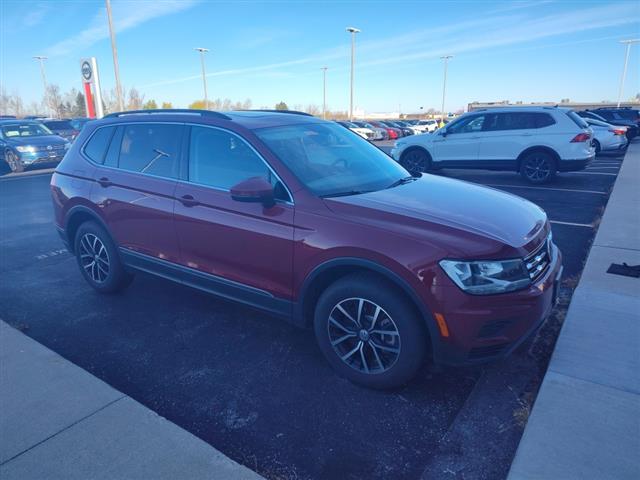 $20205 : Pre-Owned 2021 Tiguan 2.0T SE image 1