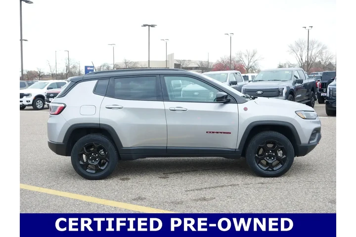 $19897 : Jeep Compass 2024 4x4 Trailh image 6