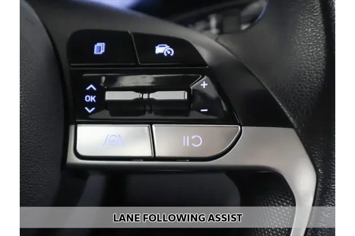 $19690 : Hyundai ELANTRA 2024 SEL 4dr image 4