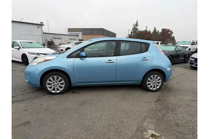$7000 : Nissan LEAF 2015 S 4dr Hatch image 2