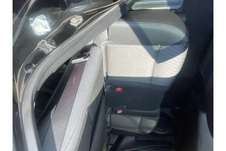 $15500 : 2020 Rogue SV image 4