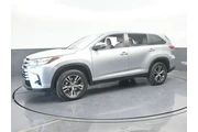 $17991 : Toyota Highlander 2019 LE 4d thumbnail