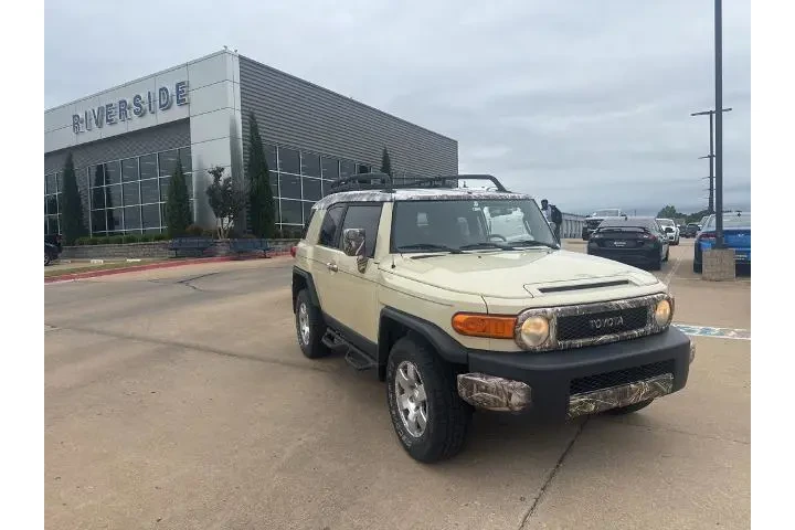 $10595 : Toyota FJ Cruiser 2008 4x4 B image 1