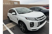 $15999 : Mitsubishi Outlander Sport 2 thumbnail