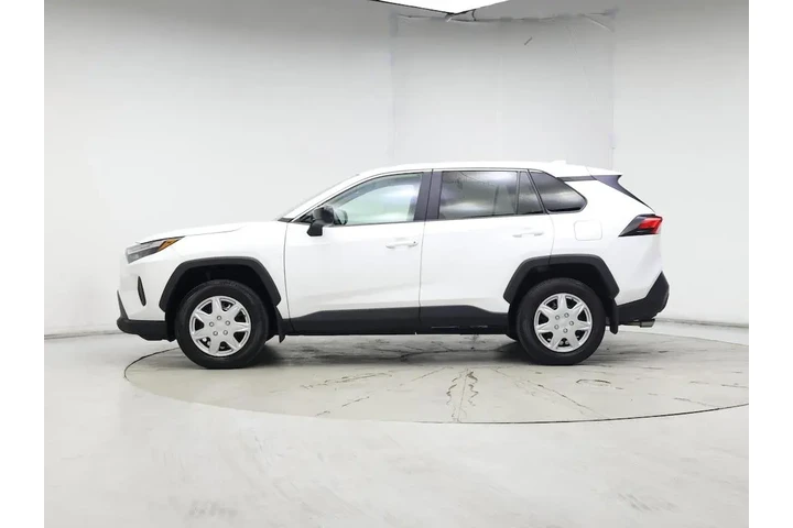 $27998 : Toyota RAV4 2023 LE 4dr SUV image 3
