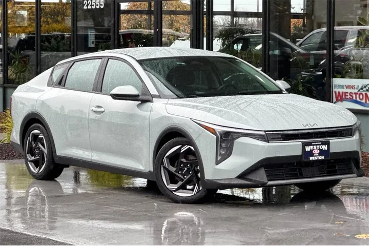 $19478 : Kia K4 2025 EX 4dr Sedan image 2