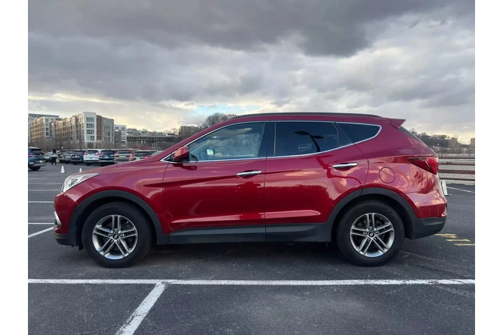 $9500 : 2017 HYUNDAI SANTA FE SPORT S image 10