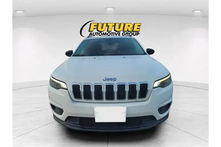 $21997 : Jeep Cherokee 2022 4x4 Latit image 2