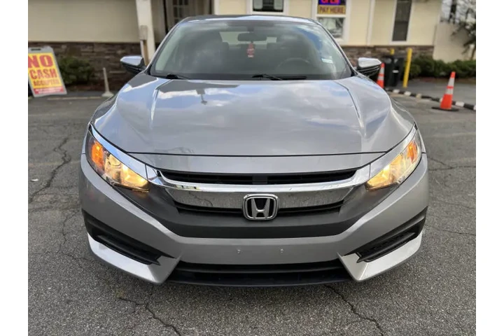 2016 Civic LX image 6