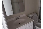 $1300 : 2 Bedroom 1 Bath Apartment thumbnail