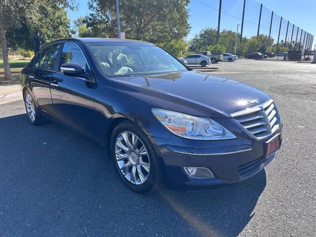 $7995 : 2011 Genesis 3.8L V6 image 1