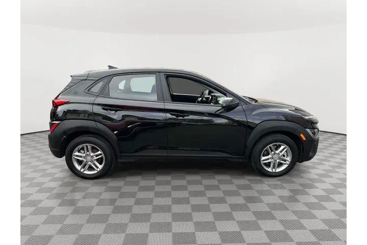$21350 : Hyundai KONA 2023 AWD SE 4dr image 2