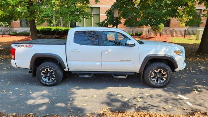 $33495 : 2016 Tacoma TRD Off-Road image 9