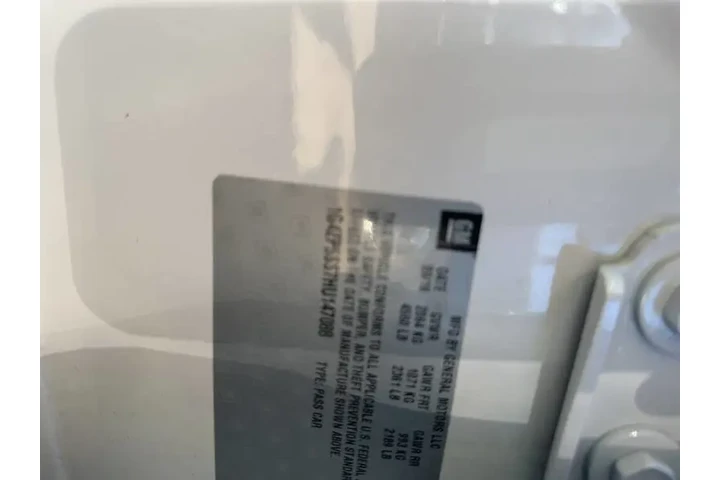 2017 LaCrosse Essence image 4