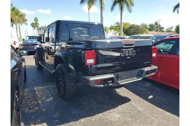 $39990 : Jeep Gladiator 2025 4x4 Spor image 4